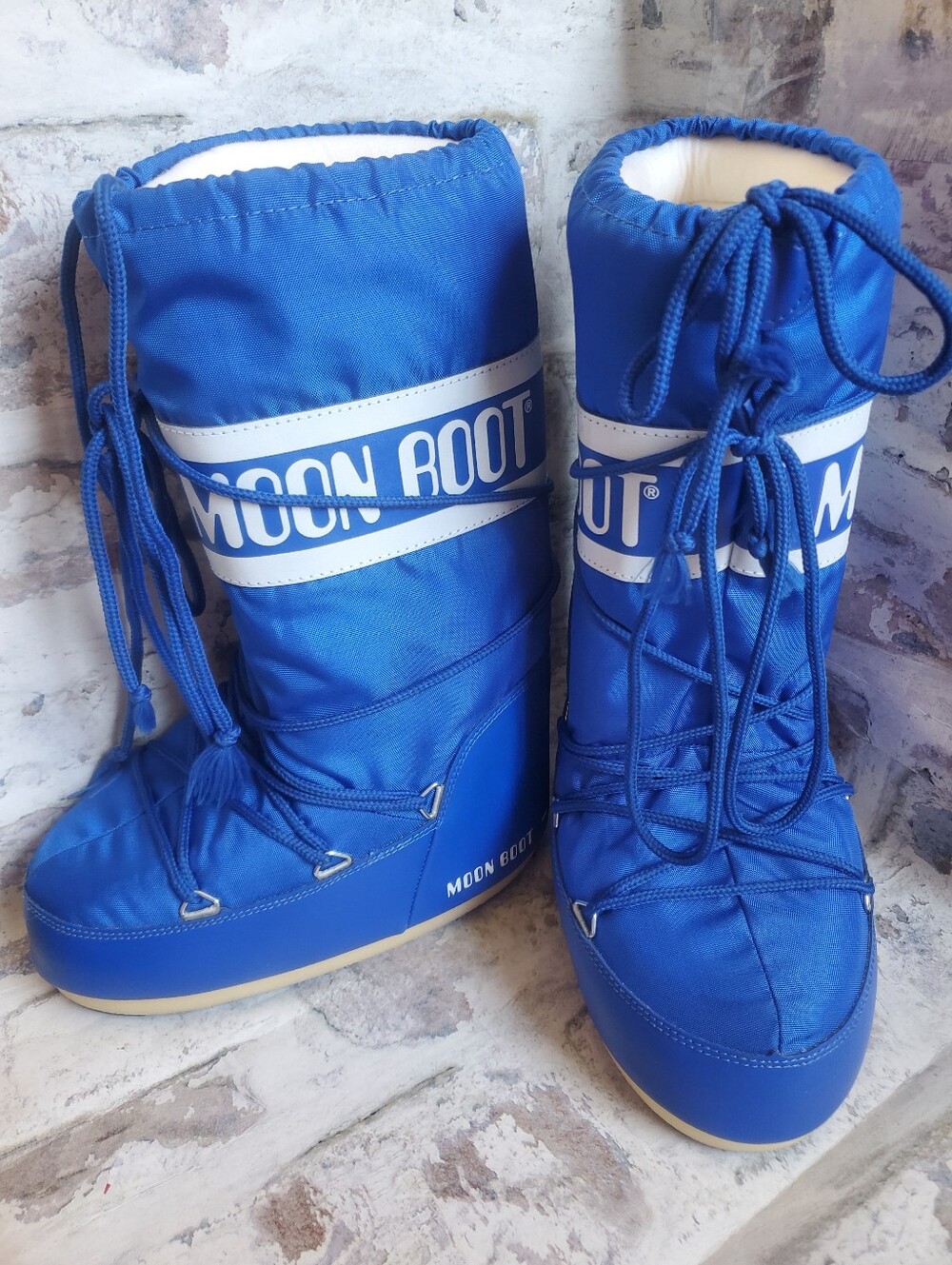 Moon Boot The Oiginal Iconic Tall  Blue Snow Boots Size US 5-7,  EU 35/38